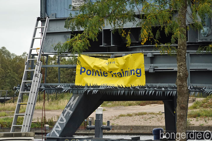 politietraining in de buurt van de Bongerd